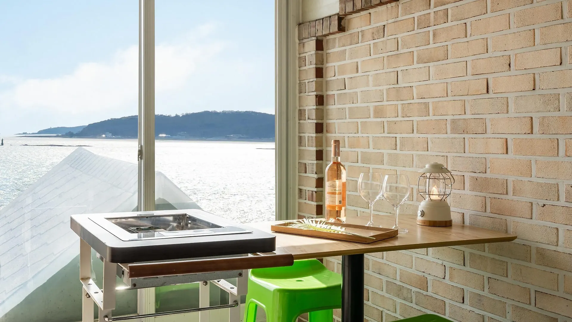 Ganghwado Lafamilia Pension Incheon South Korea