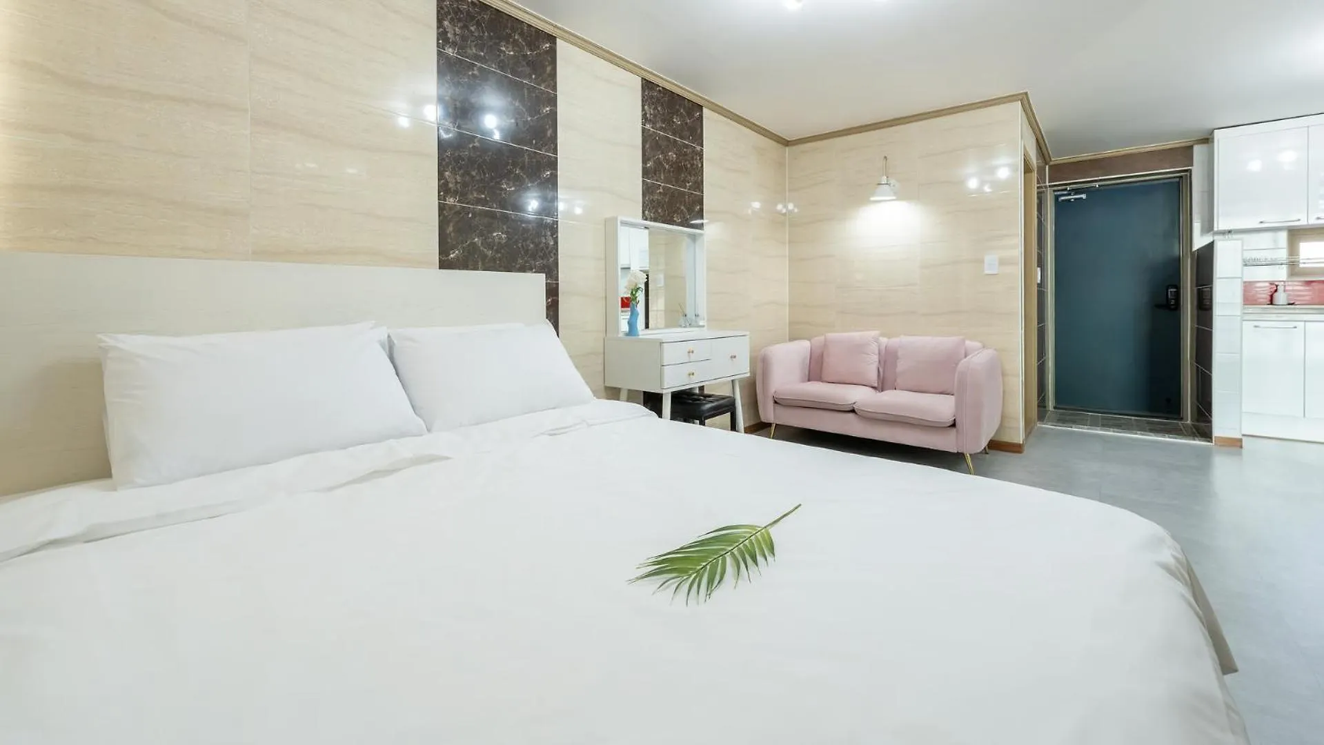 Holiday home Ganghwado Lafamilia Pension Incheon