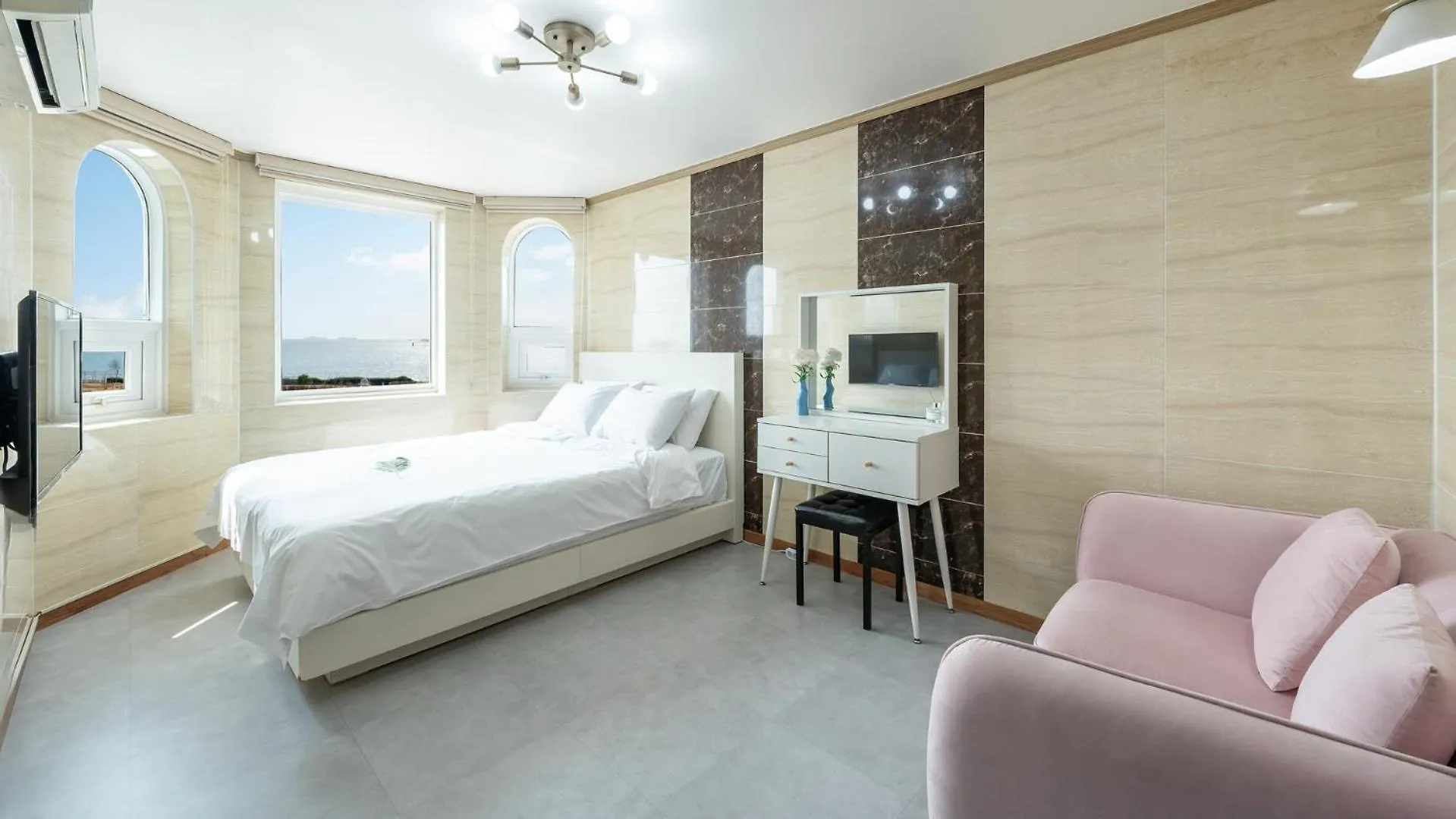 Ganghwado Lafamilia Pension Incheon Holiday home