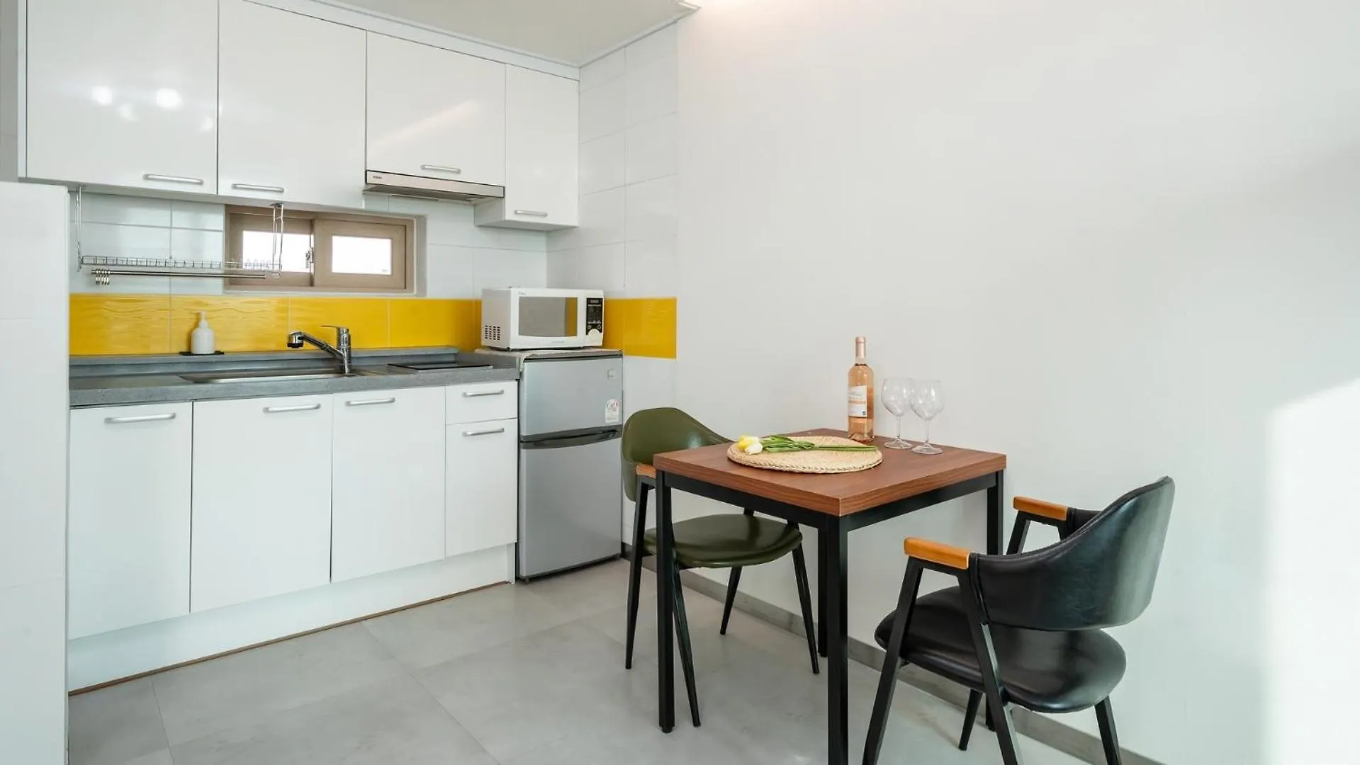 Ganghwado Lafamilia Pension Incheon 0*,  South Korea